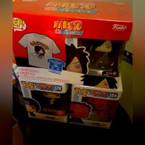Madara Gamestop Exclusive with t-shirt itachi and a signed Tobi pop